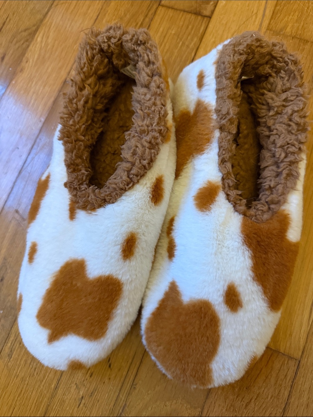 Plush Cowprint Slip-On Slippers for Women — Brown & White